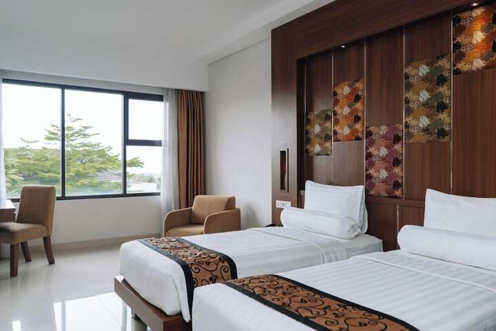 Room 25 of 120