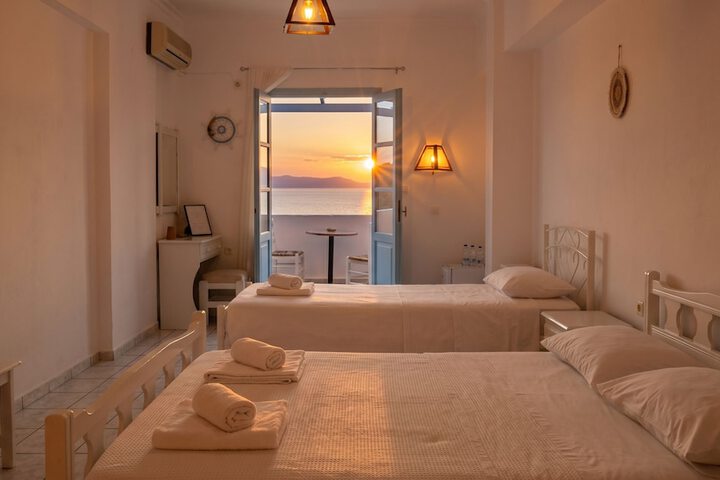 Room 7 of 48