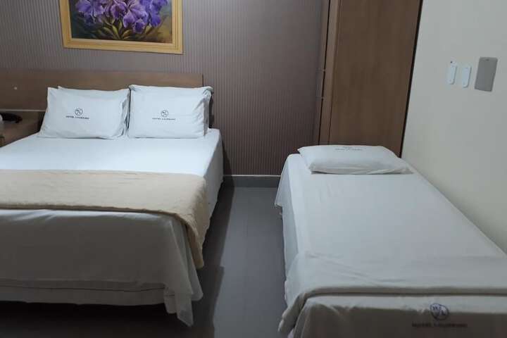Room 8 of 34