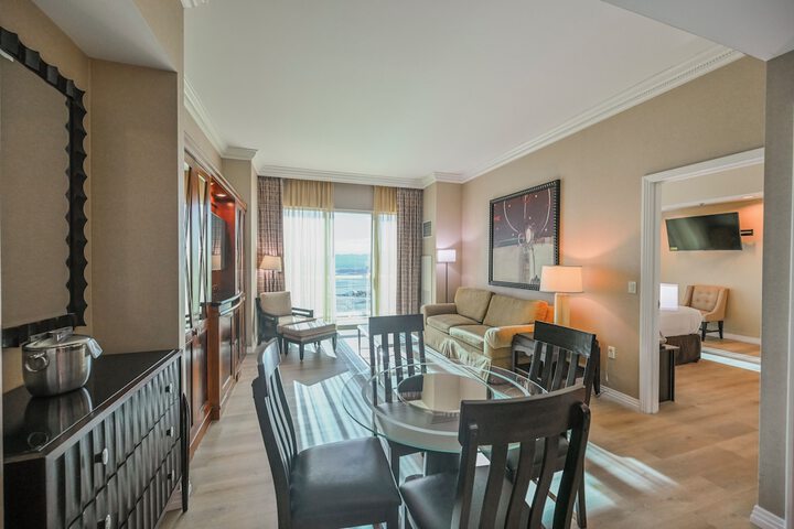 Room 277 of 438