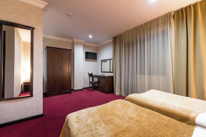 Room 14 of 70