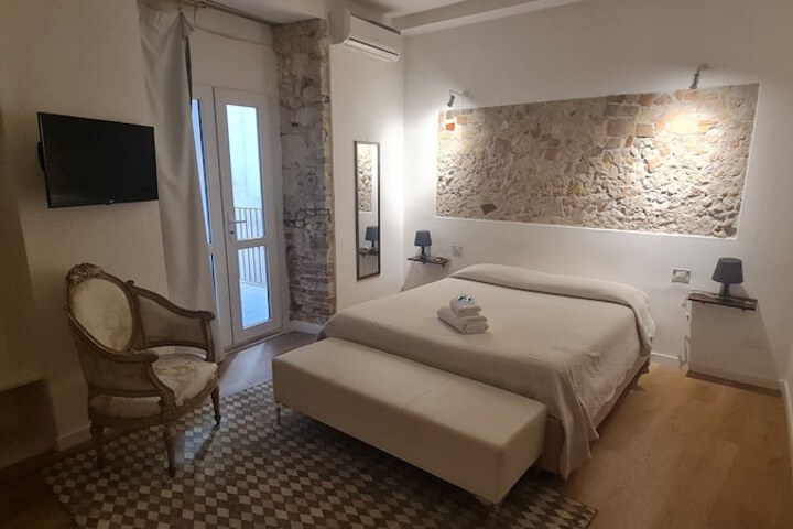Room 17 of 42