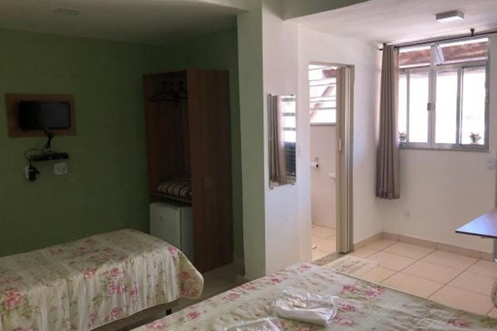 Room 14 of 36