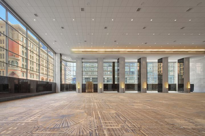 Ballroom/Hall 121 of 160