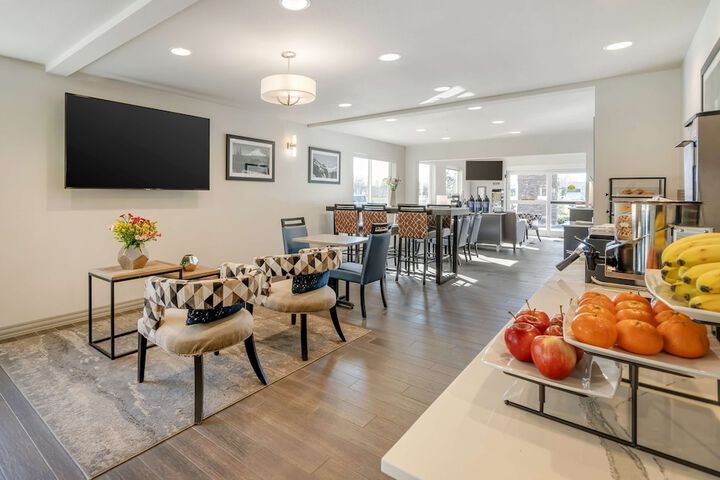 Breakfast area