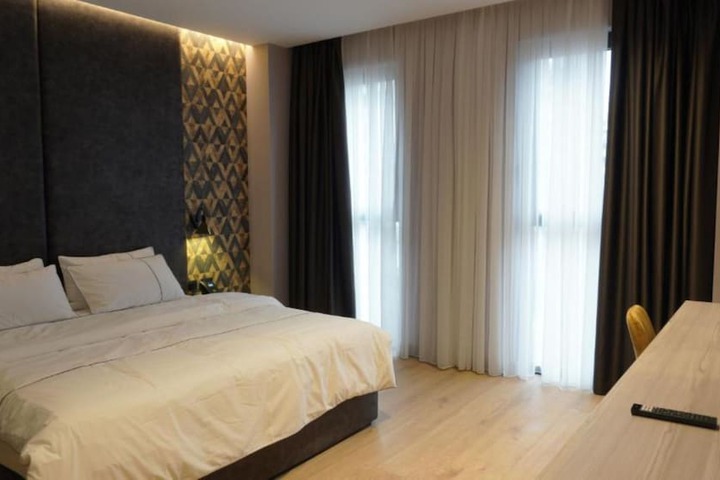 Starlight Hotel