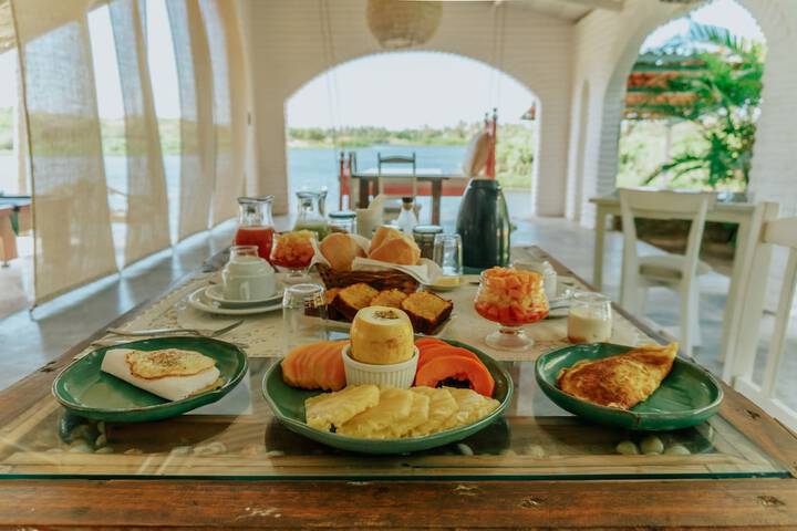 Breakfast/Coffee Service 84 of 107