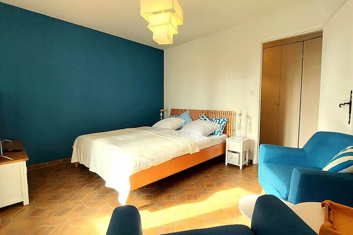 Room 5 of 36