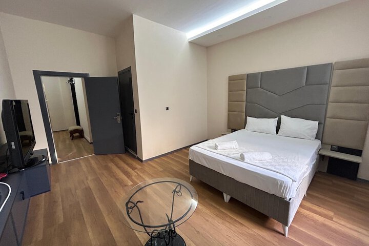 Room 69 of 204