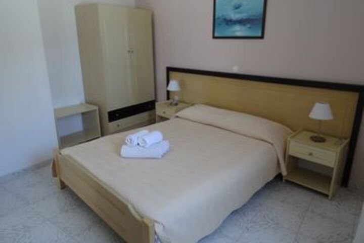 Room 74 of 81
