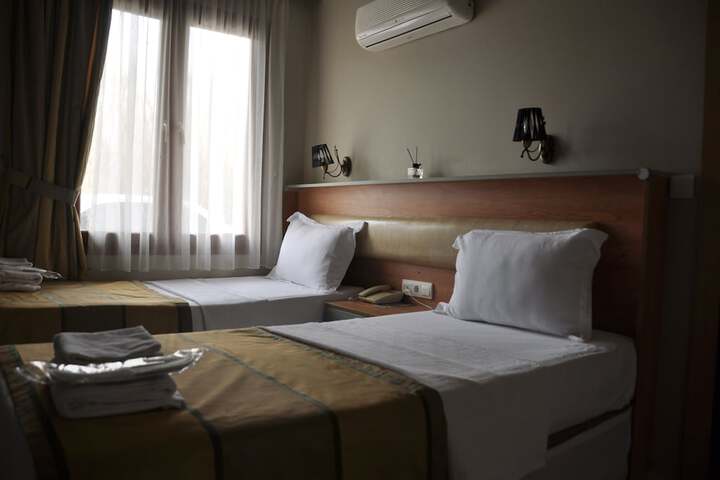 Room 15 of 43