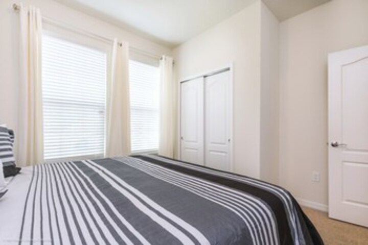 Room 160 of 199