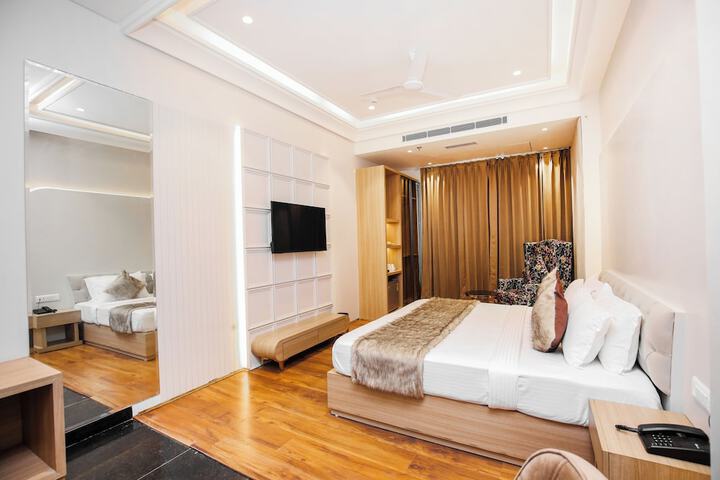Room 18 of 40