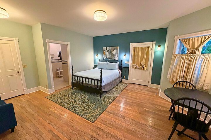 Room 64 of 128