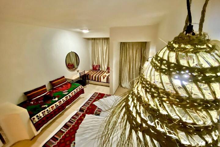 Room 25 of 69