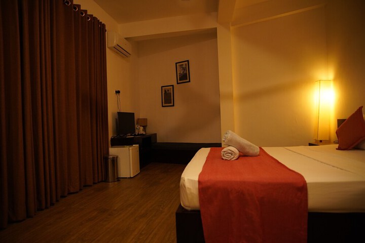 Room 15 of 59