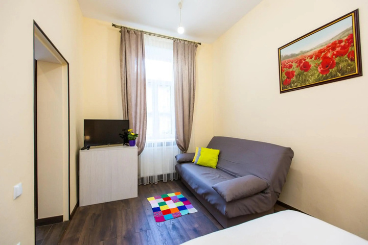 Room 2 of 15