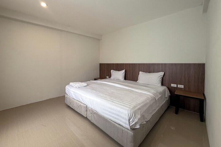 Room 10 of 45