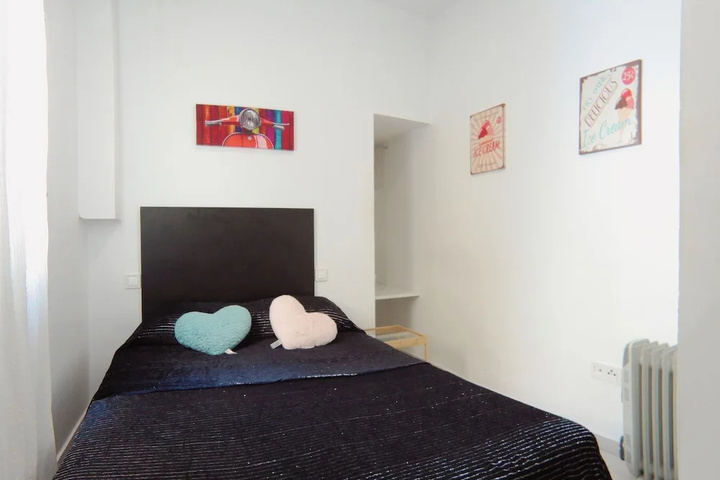 Room 10 of 17