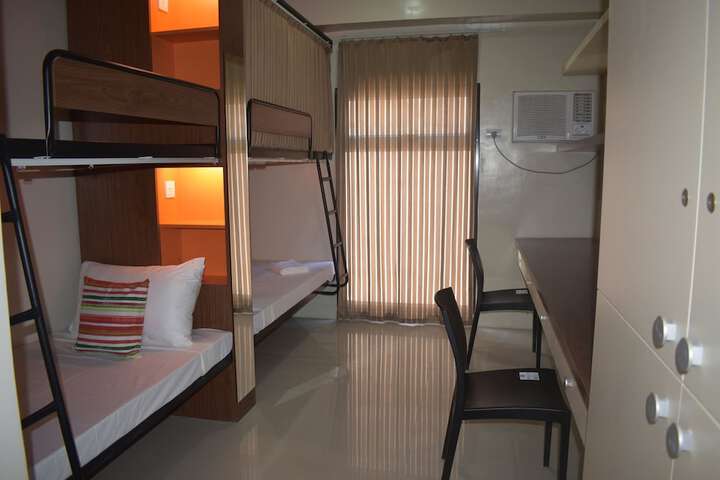 Room 11 of 24