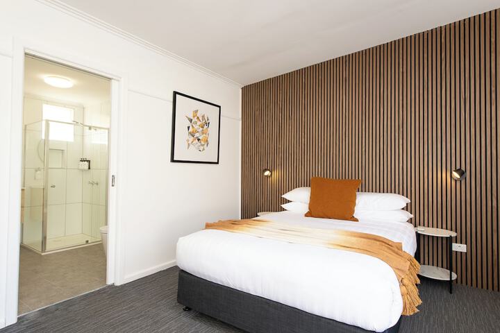Room 20 of 63