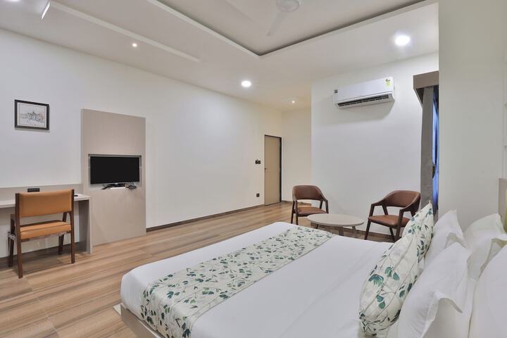 Room 34 of 45