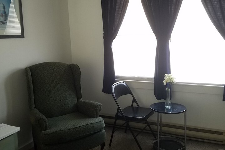 Room 4 of 35