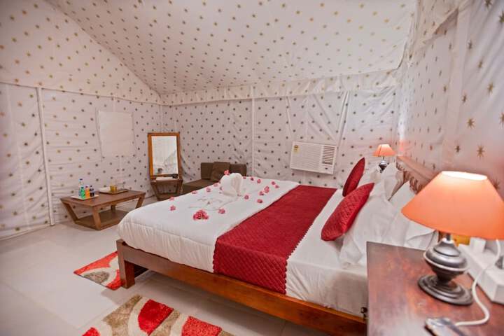 Room 5 of 26