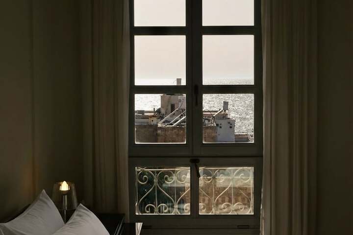 Room 22 of 57