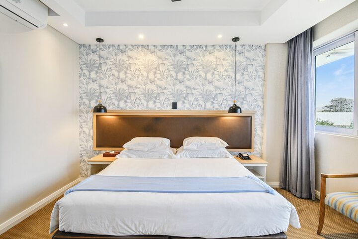 Room 15 of 203