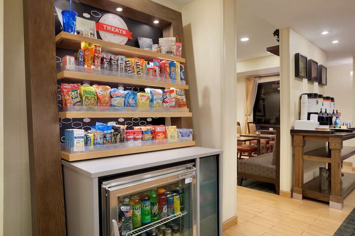 Snack bar