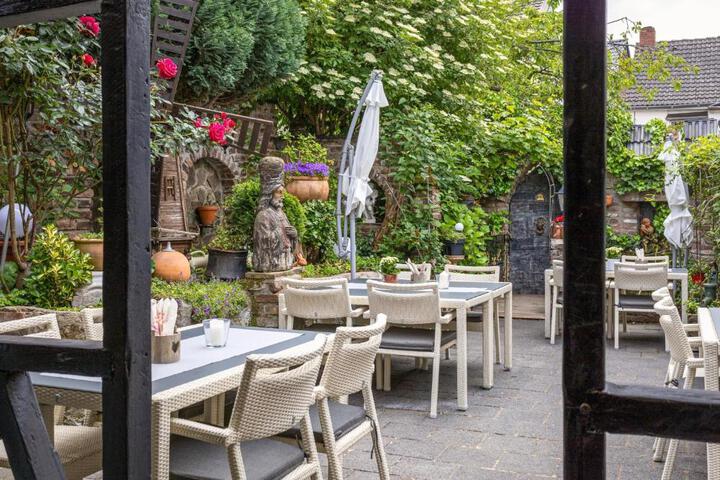 General 11 of 53