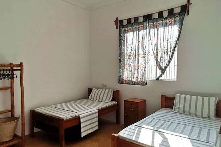 Room 7 of 48