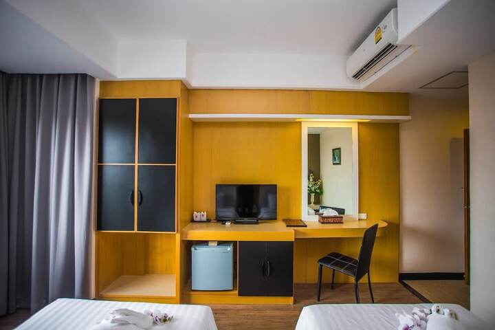 Room 12 of 54