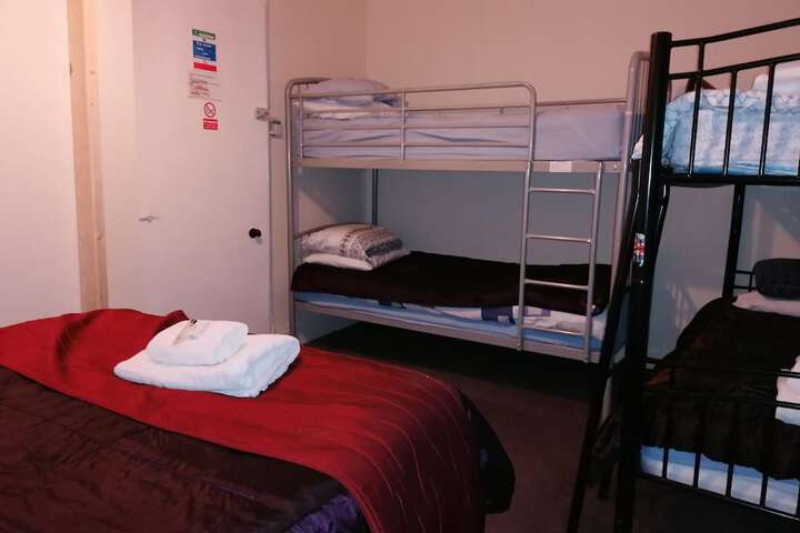 Room 6 of 41