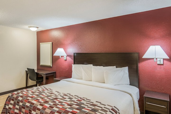 Room 14 of 39