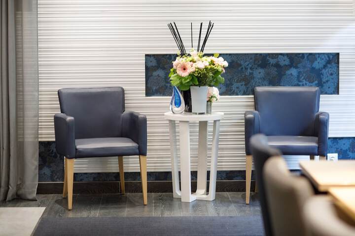 Lobby Entry