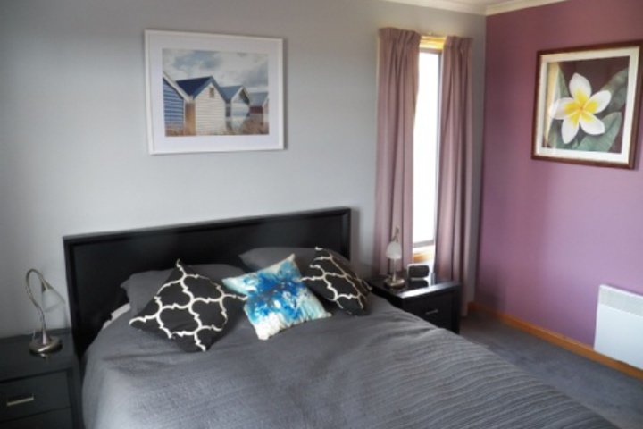 Room 72 of 168