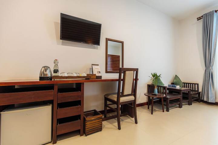 Room 53 of 219
