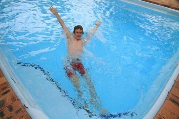 Pool 31 of 49