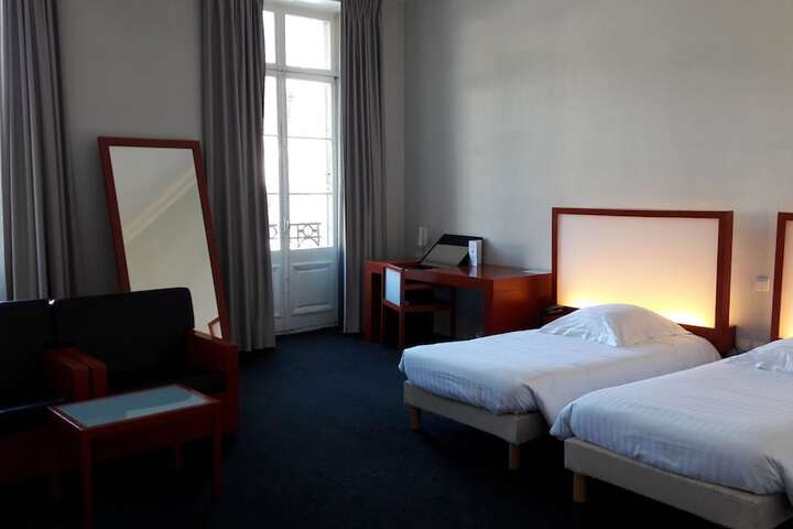 Room 16 of 59