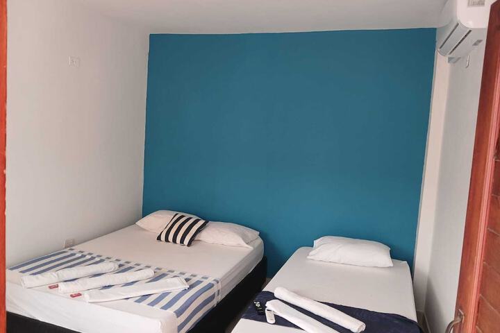 Room 5 of 16