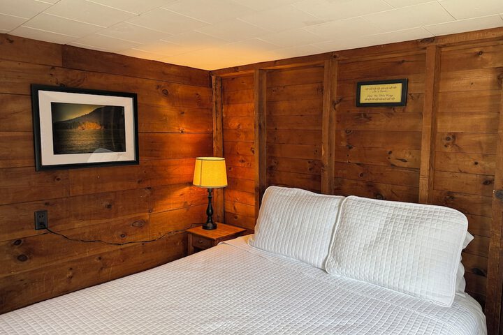 Room 58 of 212