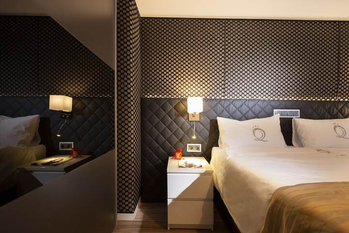 Room 79 of 645