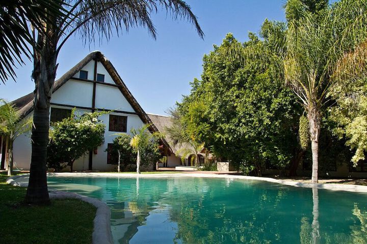 Hotel with Pool