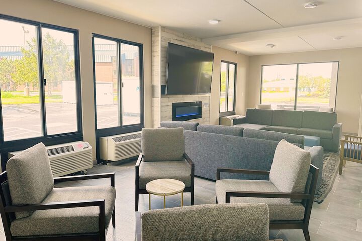 Hotel Interior 4 of 27