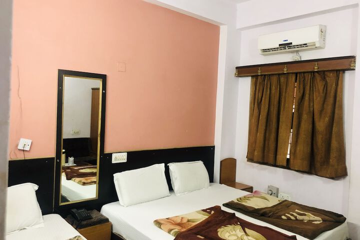 Room 13 of 58