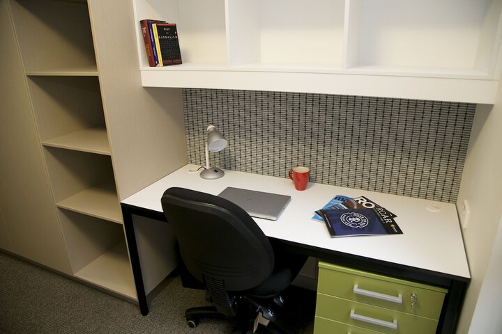 Room 4 of 13