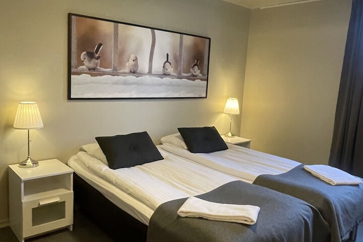 Room 5 of 24