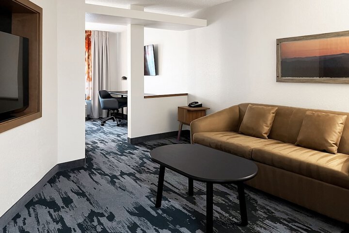 Room 12 of 35